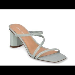 Marc Fisher Aliana Sandals Size 7.5 Light Green